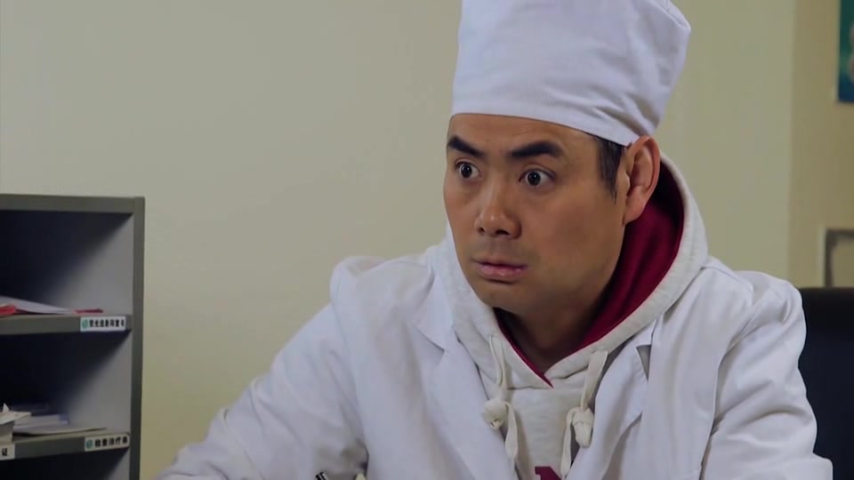 小伙3天没吃饭跑去眼科医院,目的就是要找自己的碗?