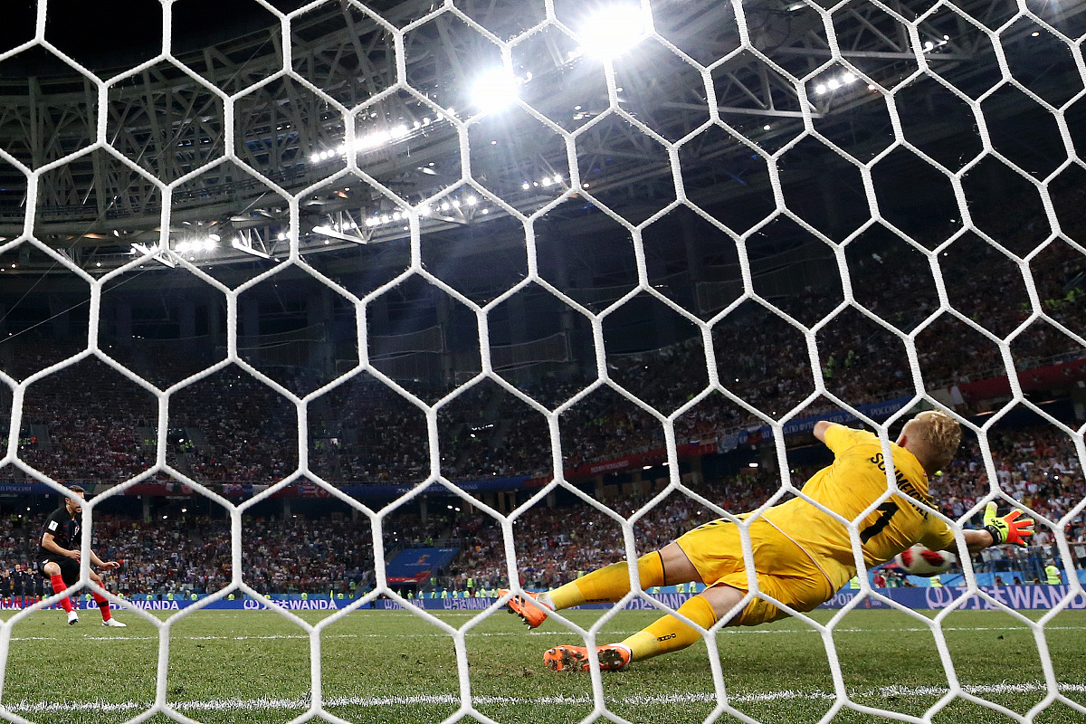 不锈钢表面等级详解：2B、BA、NO.1、NO.4、HL特点对比