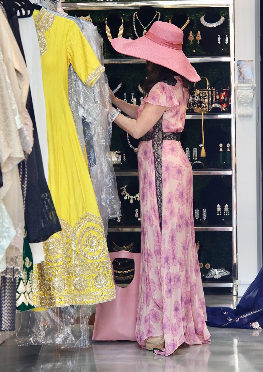 当地时间2018年8月11日,美国,莉莎·温达普(lisa vanderpump )现身商