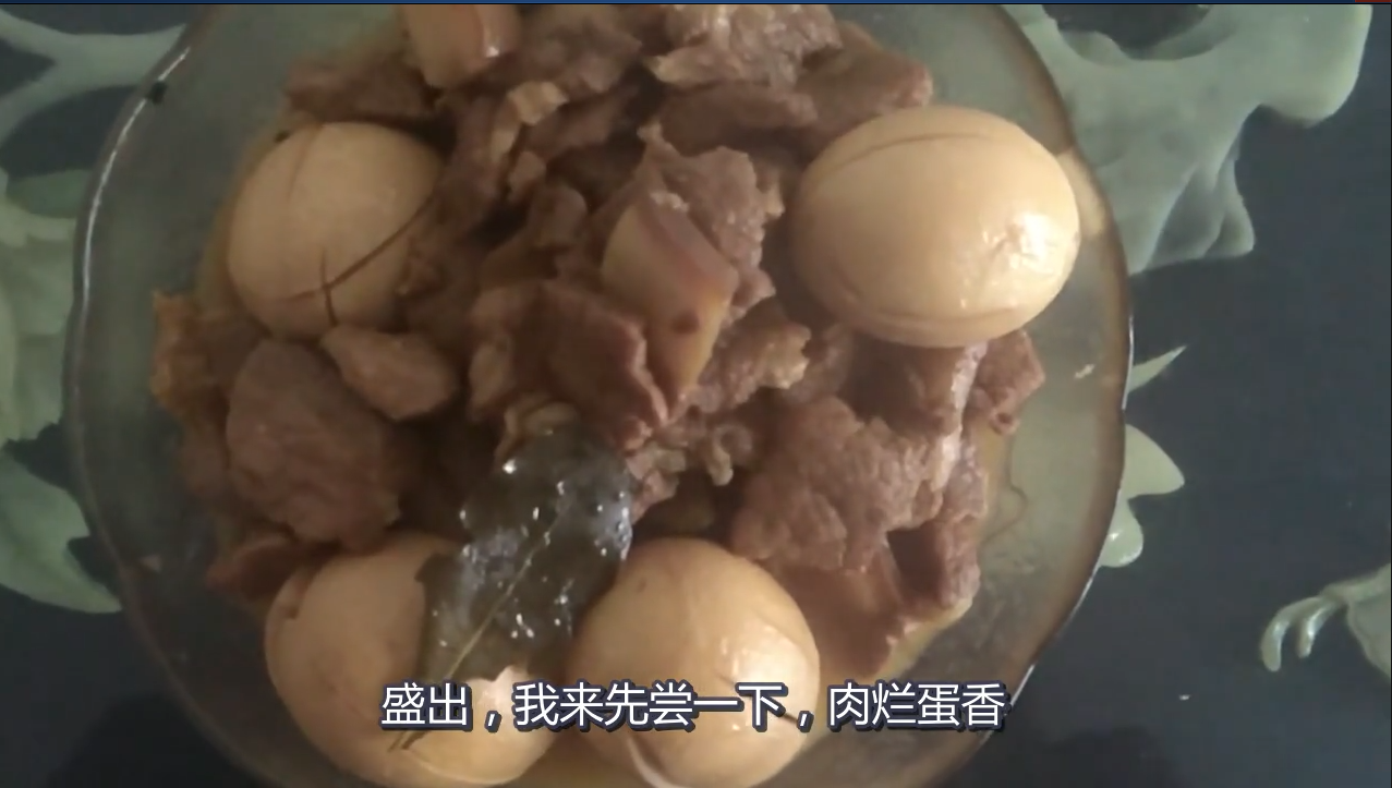 饿了吗?馋了吗?外婆家的红烧肉肥而不腻,入口即化