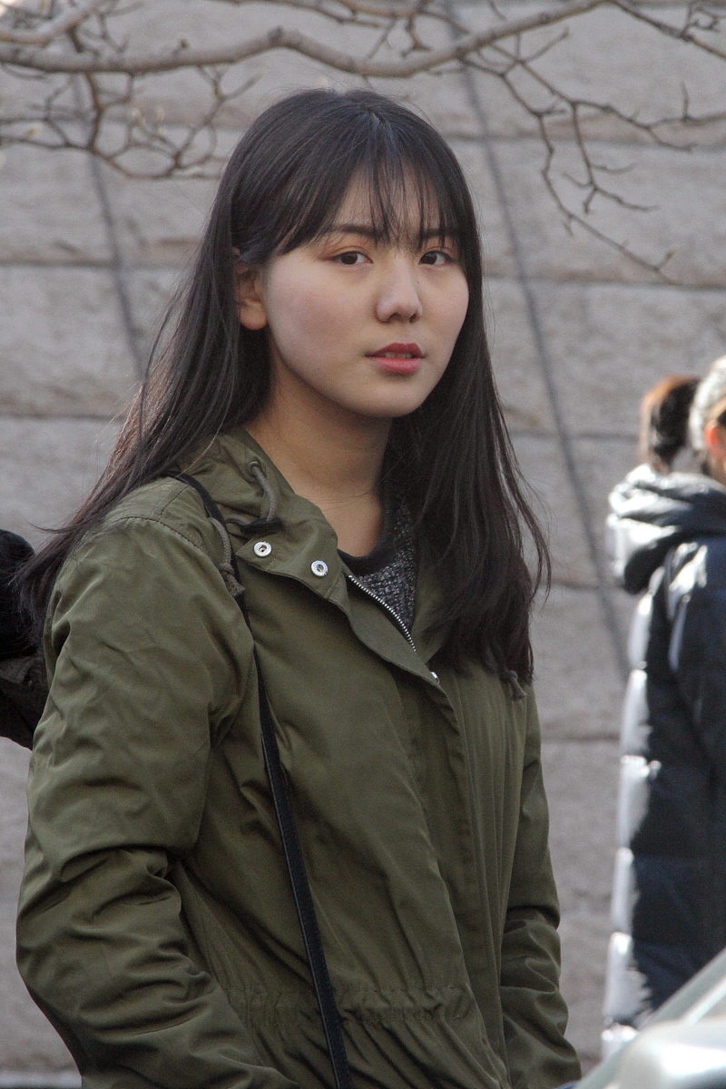 2017年2月8日,北京电影学院2017年度招生考试开始,考场外帅哥美女如云