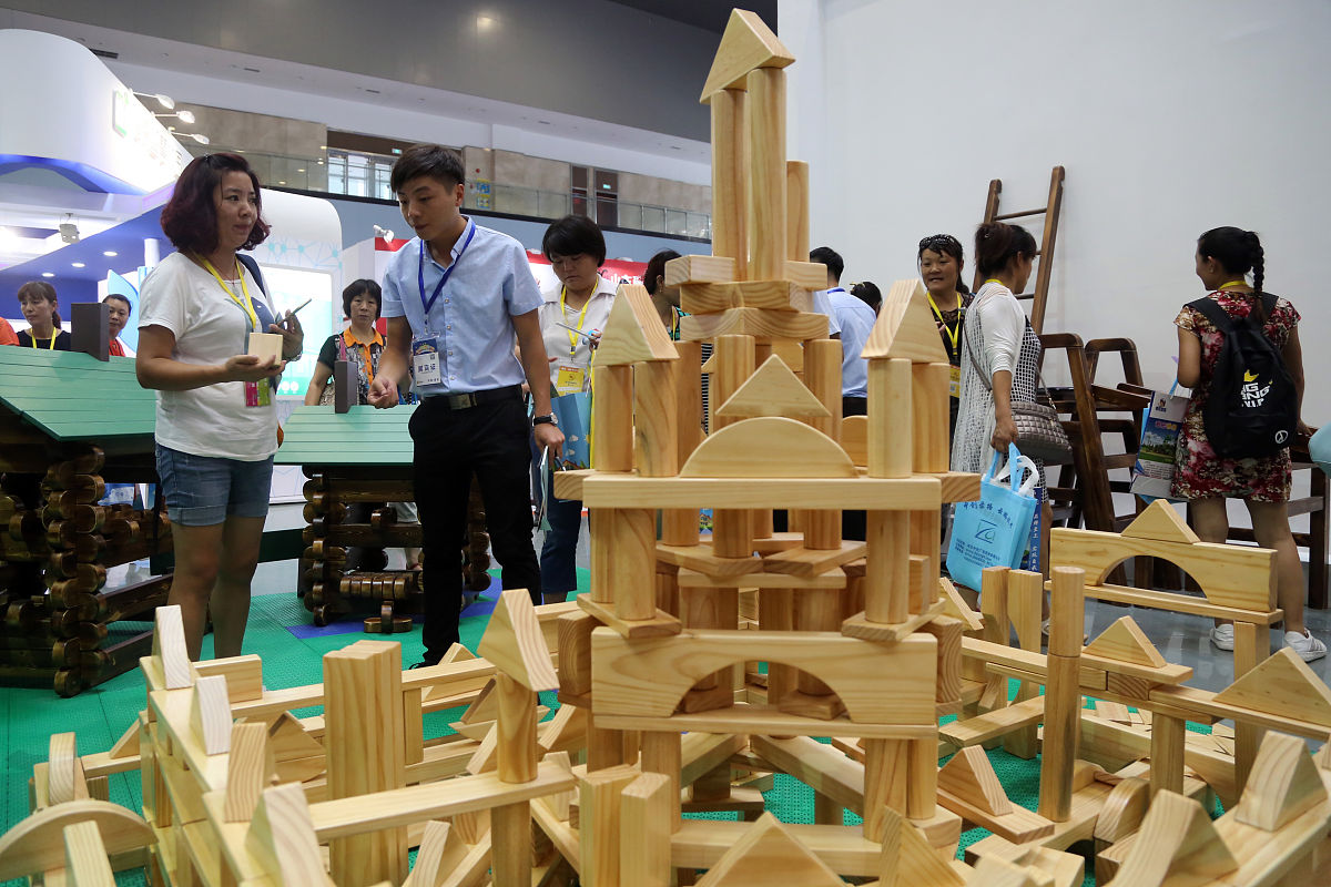 幼儿园安全教育教案《走丢了怎么办》活动反思 - 提高幼儿自我保护意识