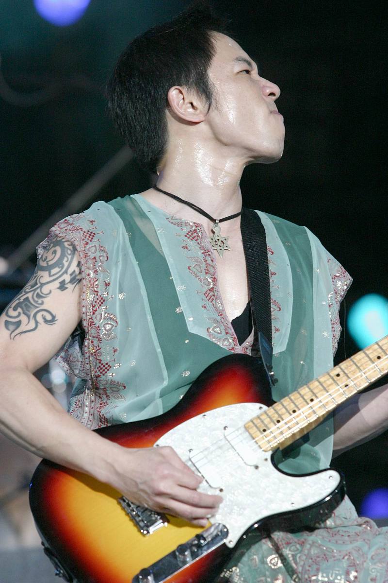 2005年9月3日,"beyond的故事上海告别演唱会"在上海体育馆火爆上演.++