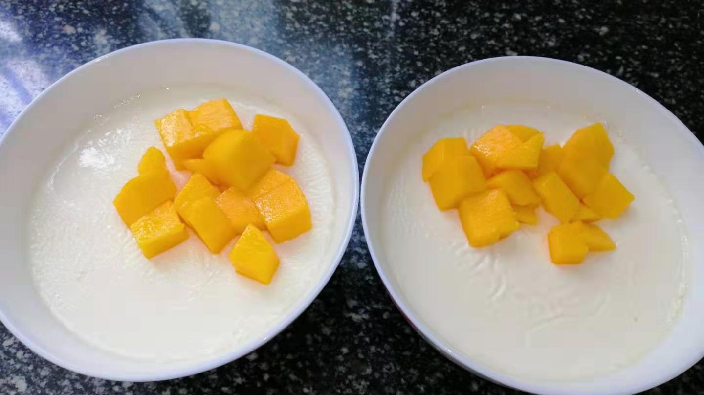 爱吃双皮奶别出去买,教你在家做,香甜细腻,入口即化,奶香味浓郁