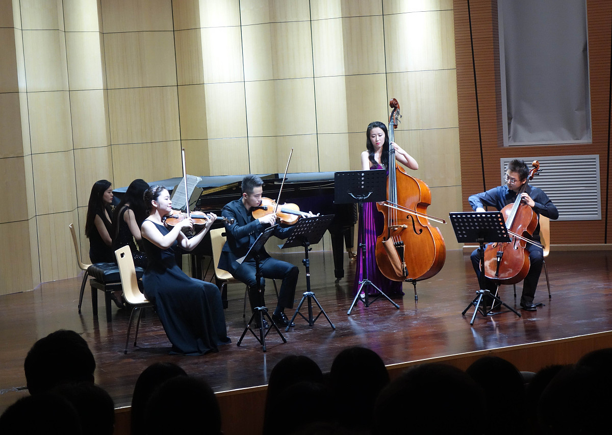 上海市戏剧学院附属戏曲学校器乐表演专业介绍 - 培养戏曲表演人才的特色专业
