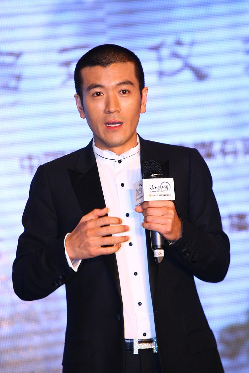 2011年8月10日,北京,电影《白蛇传说》官网启动仪式.杨子+++_+++官网,