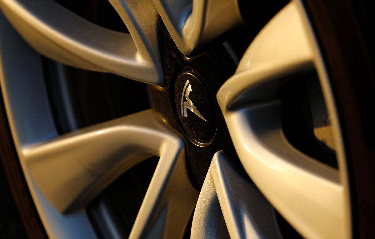 当地时间2018年6月1日,美国加州,特斯拉大众型电动汽车model 3.据欧洲