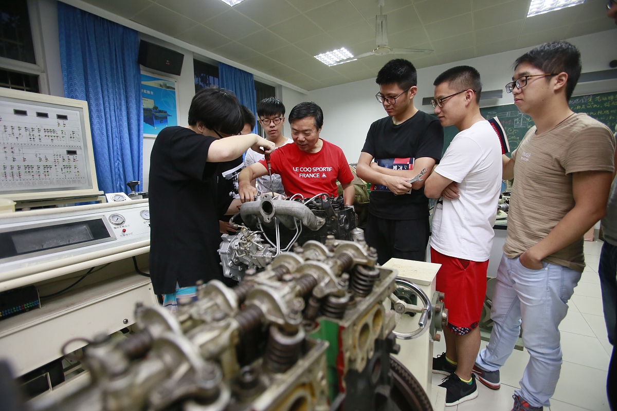 广州2023年中专有汽修学校专业吗好麽