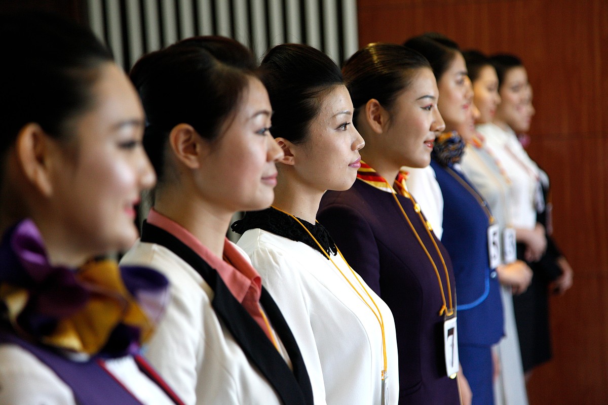 成都男生可以读高铁乘务吗？就业前景分析及职业建议