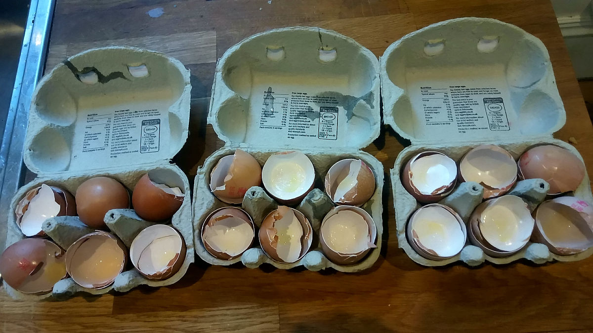 kenapa suara damian lebih berat di injustice 1