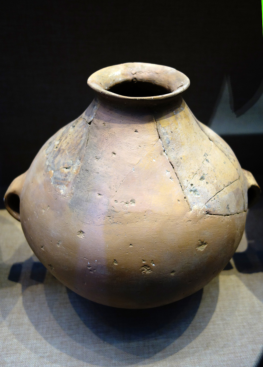 ***_***小口双耳罐,新石器时代,庙子沟文化,距今5800-5000年,察哈尔右