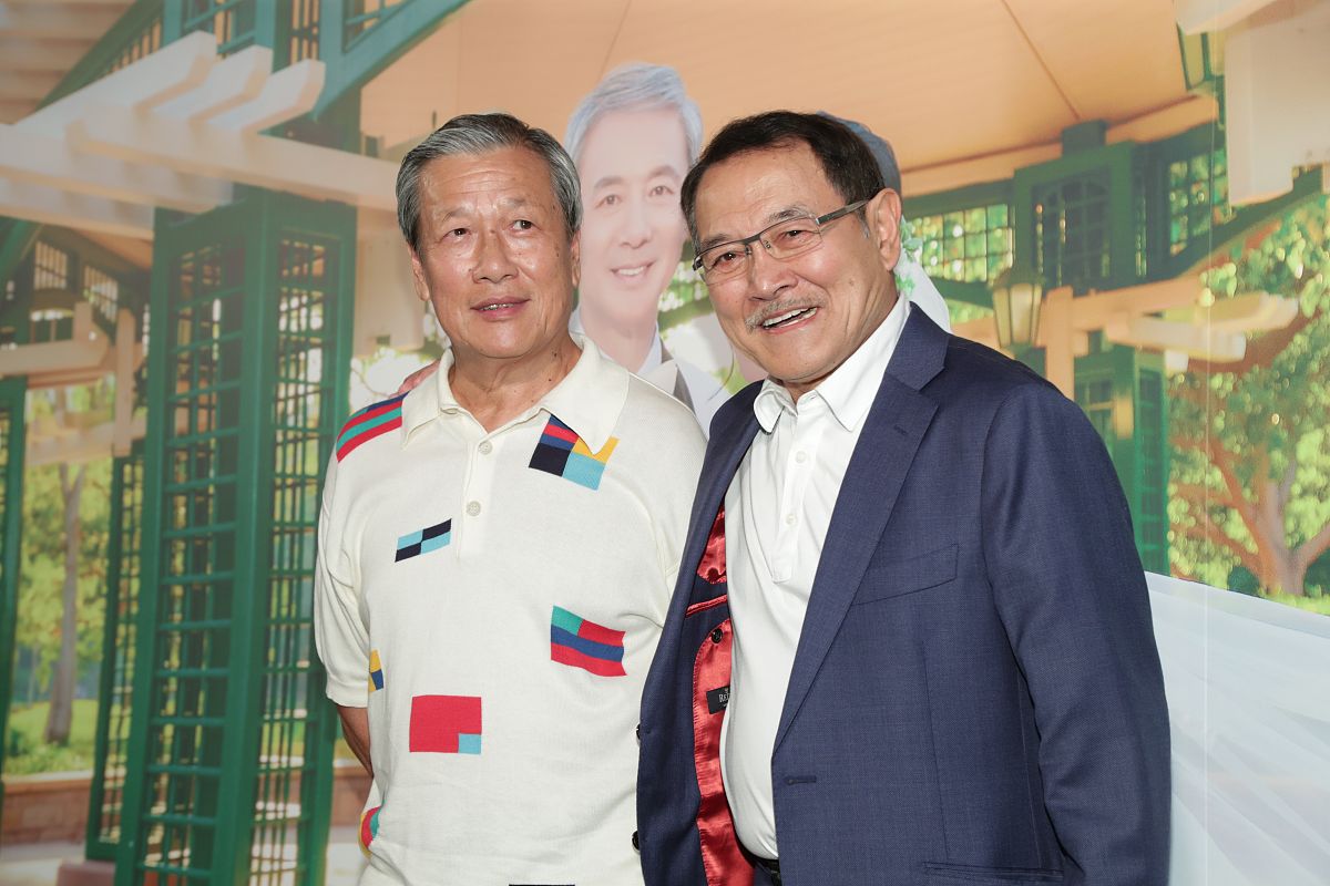 卢功勋子女：商业巨擘与慈善家