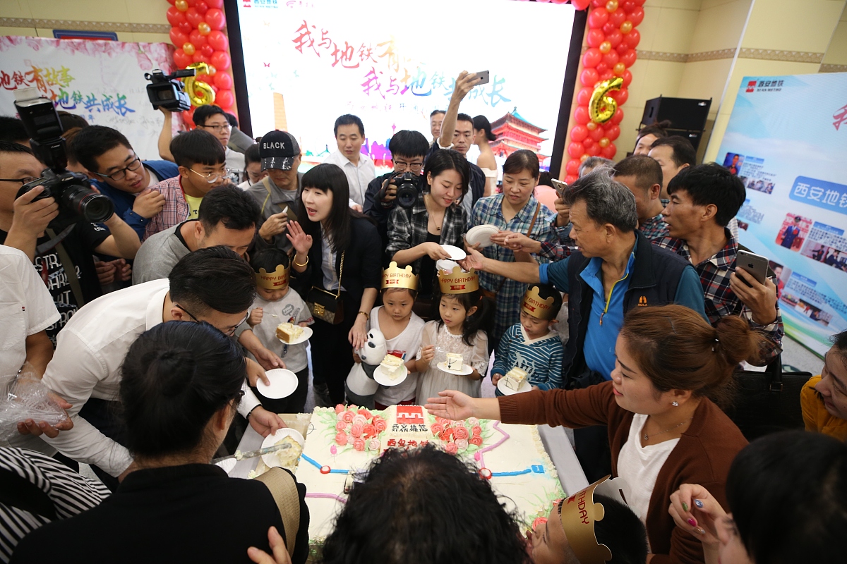 ***_***2017年9月16日,是西安地铁开通的6岁生日,上午10点,三号线大雁