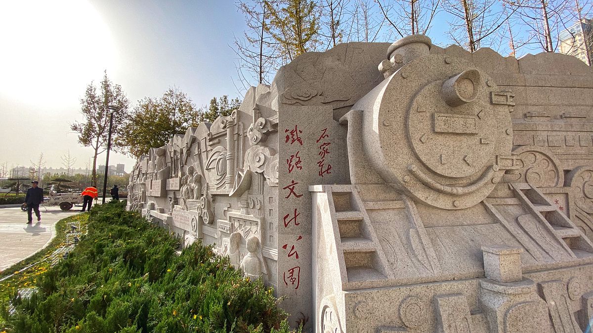 石家庄铁路职业技工学校毕业生就业方向：铁路系统、制造业、大型企业、新兴行业