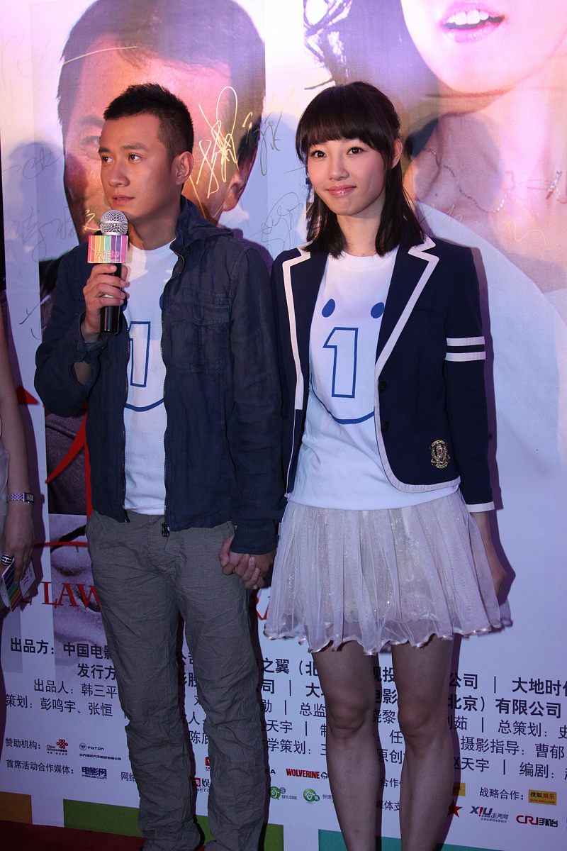 2011年3月29日,北京,电影《万有引力》首映红毯.***_***文章,白百何++