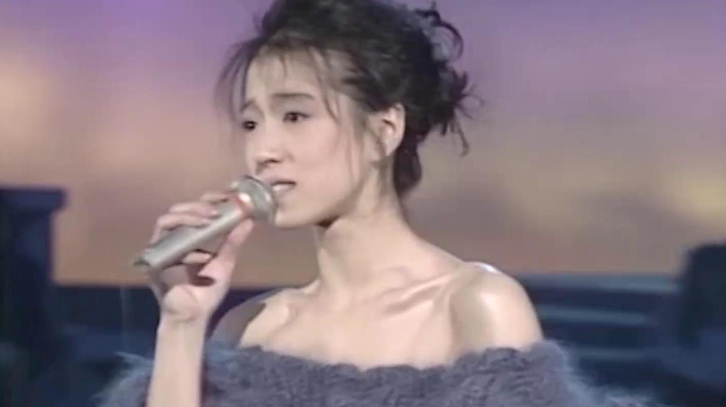 被中森明菜的初恋脸,彻底迷化了!她原本是张国荣心中的白玫瑰