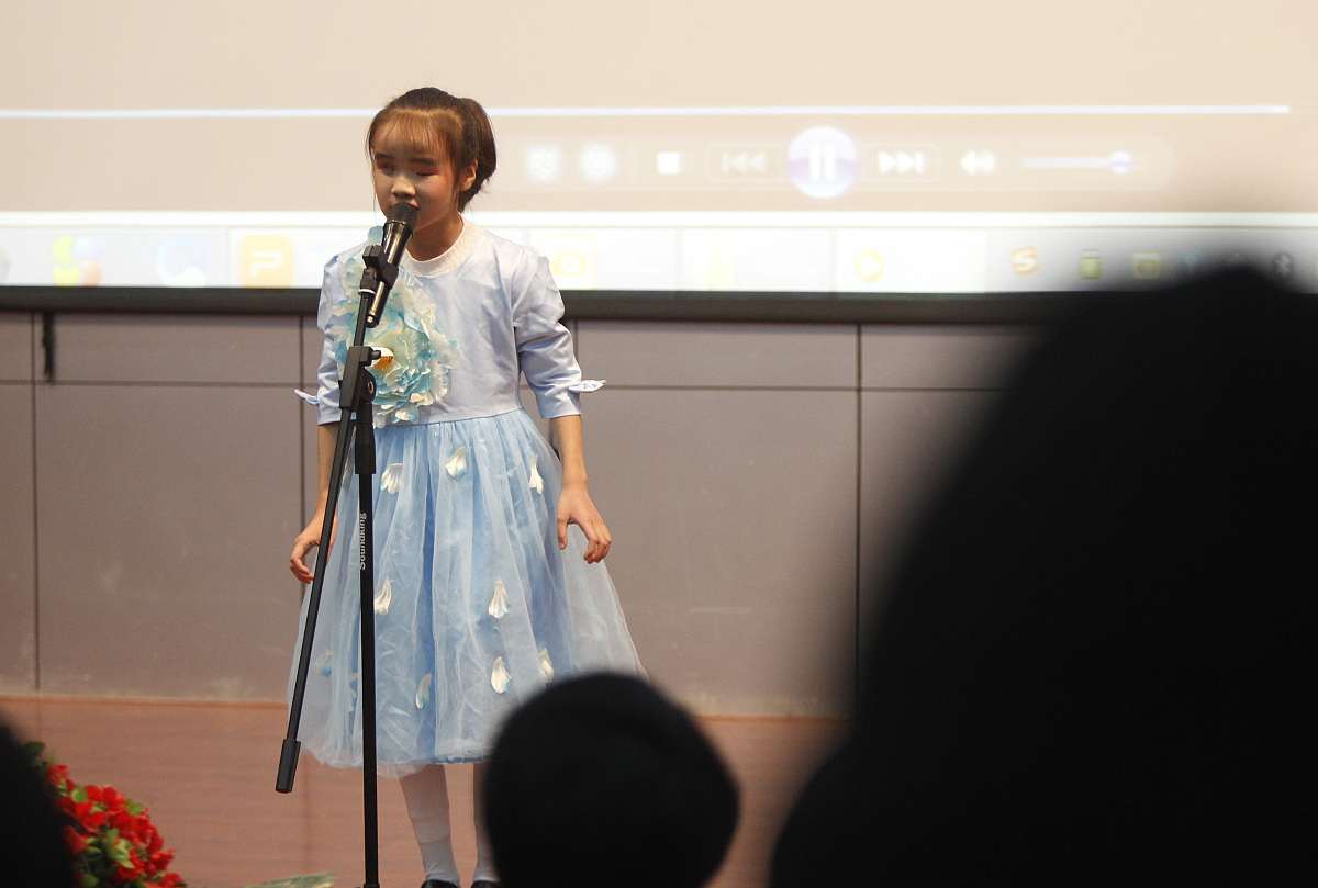 2023 小学生中秋节手抄报制作指南：创意设计与文化传承