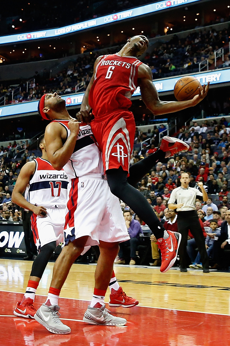 2015年12月9日,美国,15/16nba常规赛,休斯顿火箭109-103华盛顿奇才.**