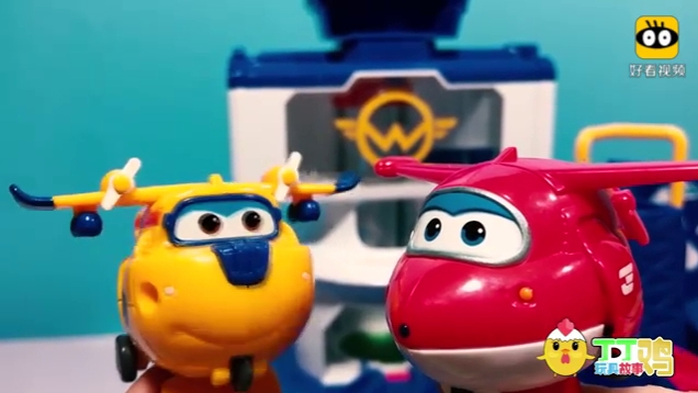 丁丁鸡玩具故事 第10集 超级飞侠乐迪和多多帮助鸵鸟妈妈找蛋宝宝
