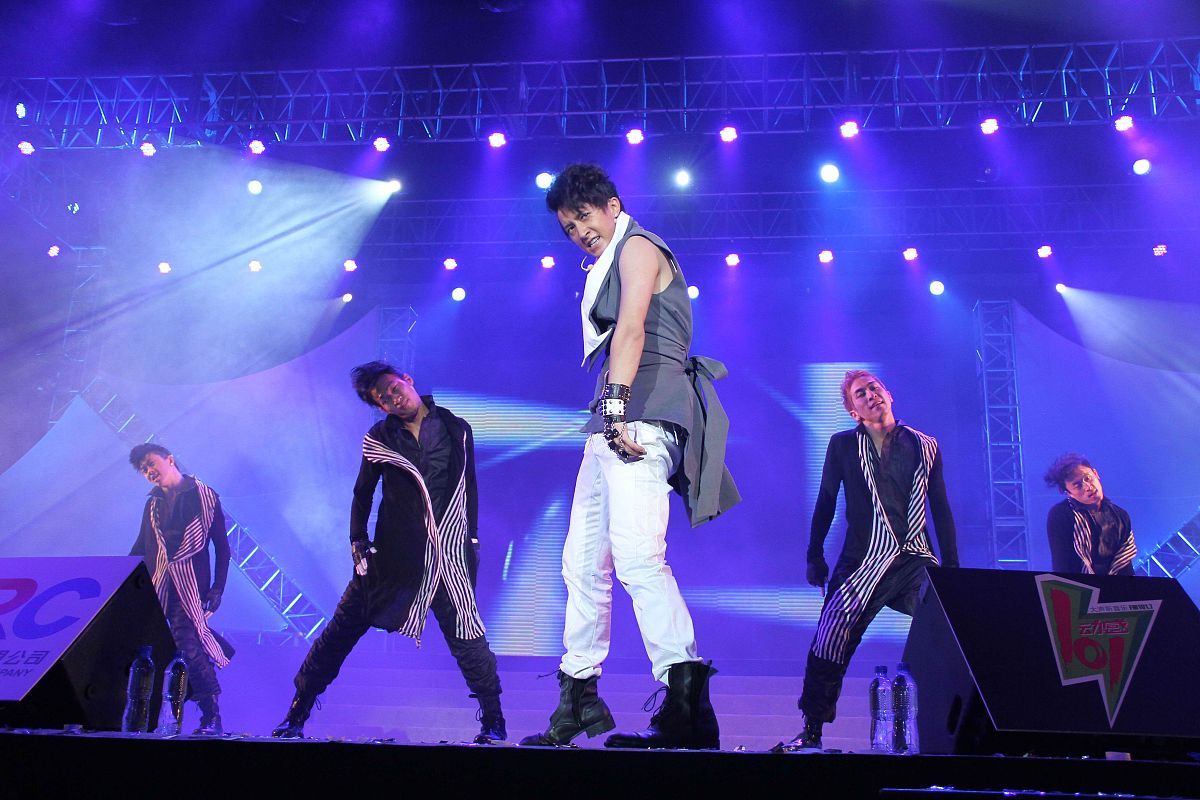 东莞市南方舞蹈学校2023年招生简章 - 如何报名？