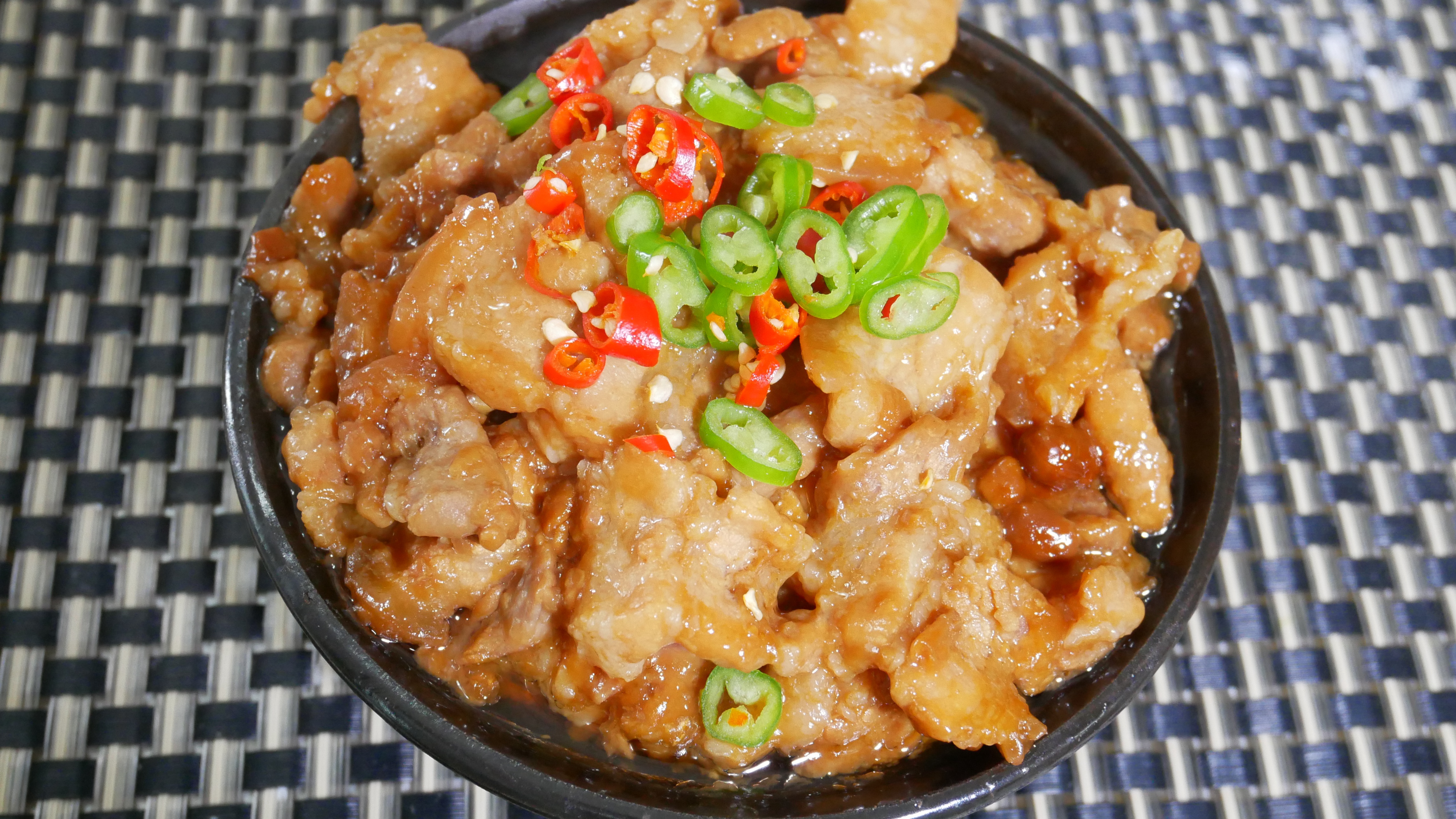 黄豆酱蒸肉只需一种调料,入口即化香而不腻!