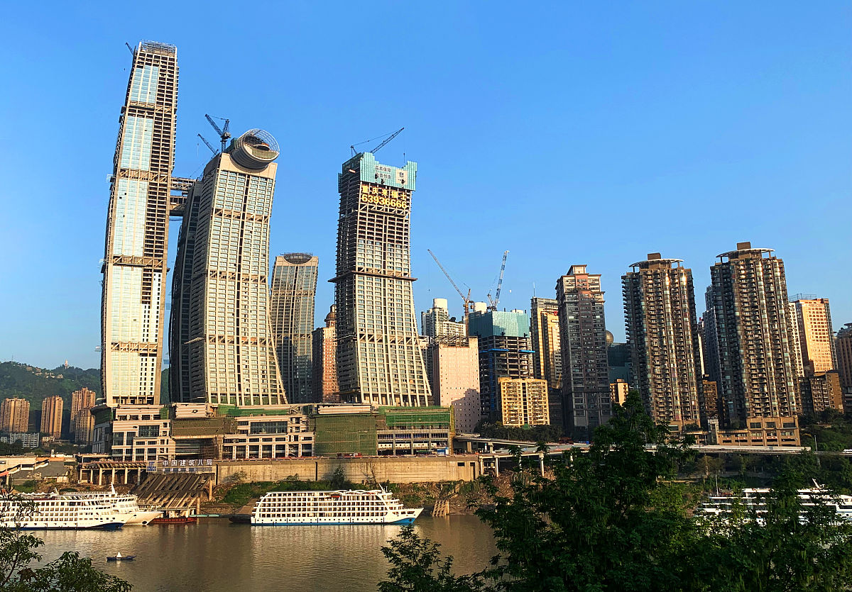 2019年04月14日,重庆.图为重庆新地标建筑来福士广场.