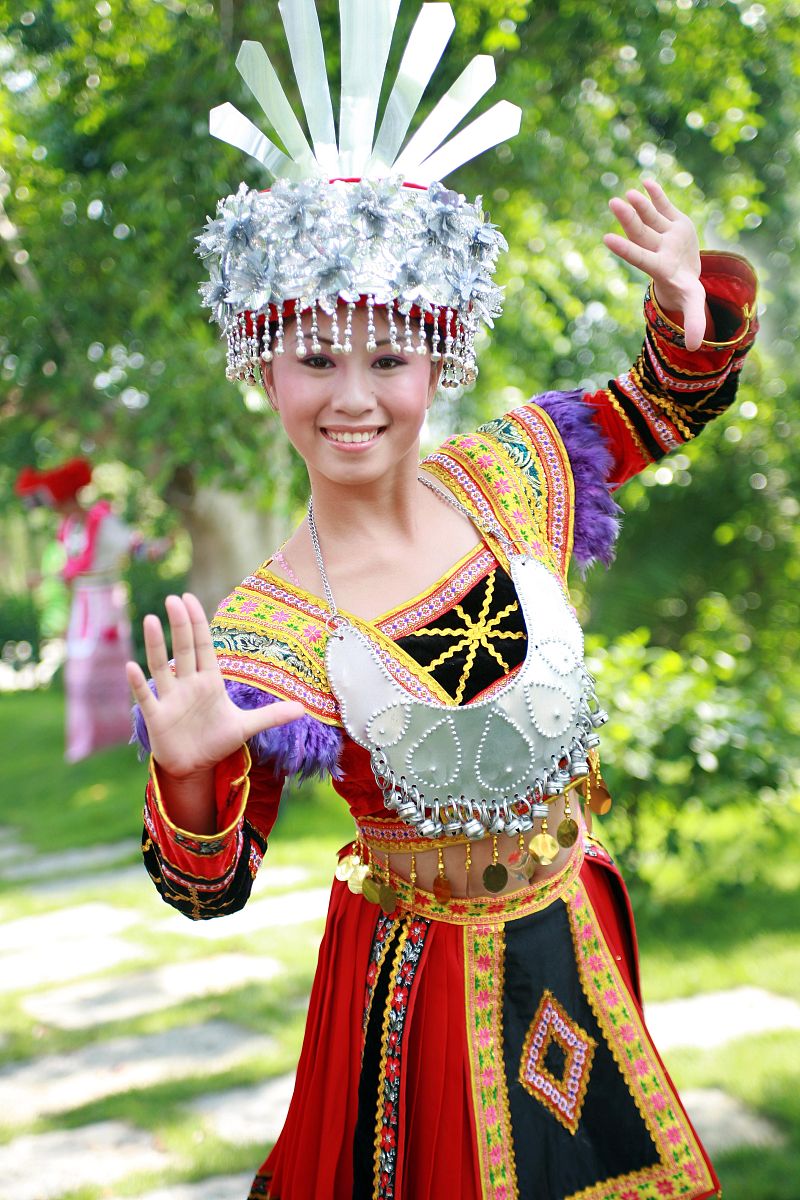 2006年7月21-22日,全国民族之花选拔活动广西赛区复赛在南宁进行.瑶族