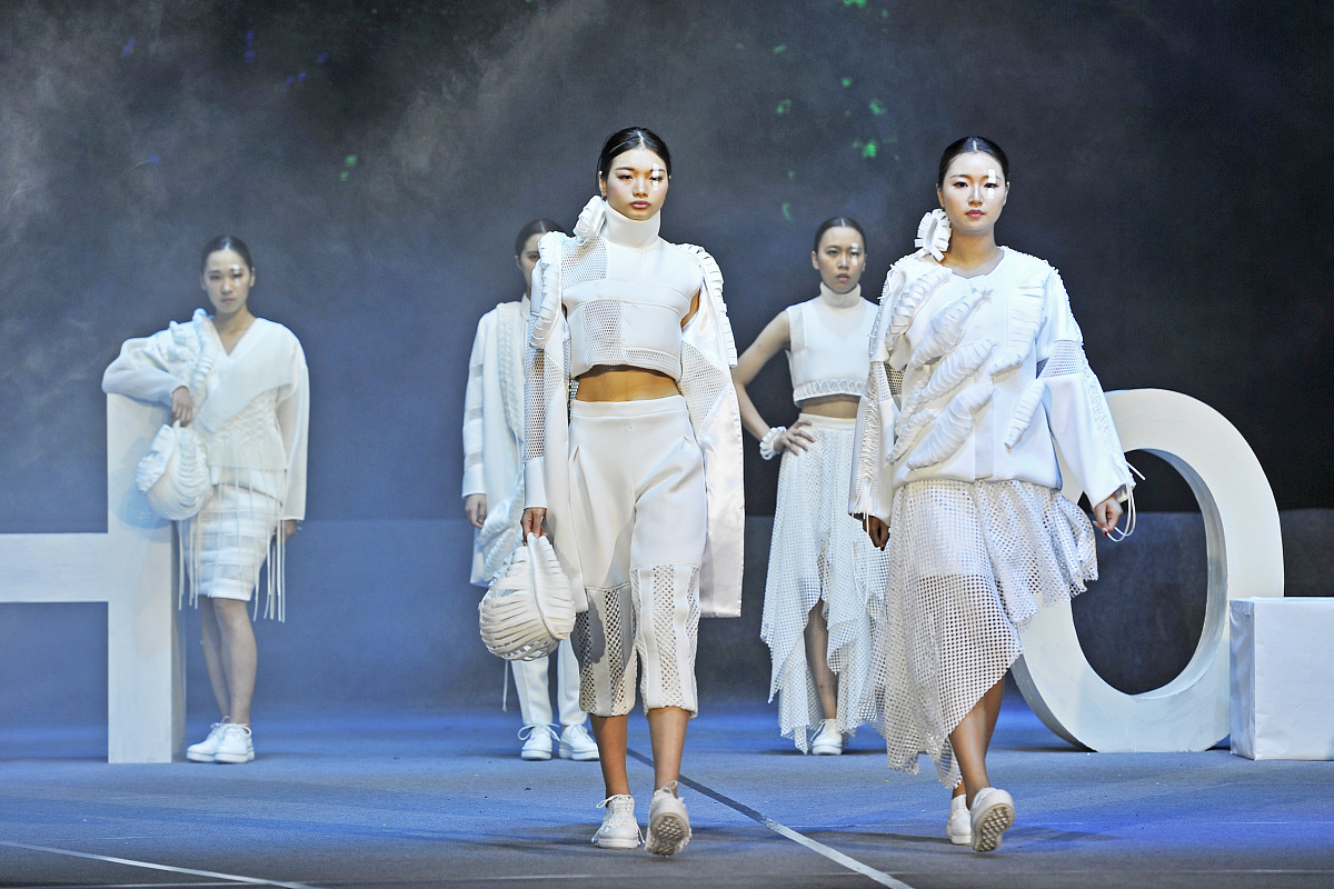 福州软件职业技术学院五年制大专有高铁乘务专业吗