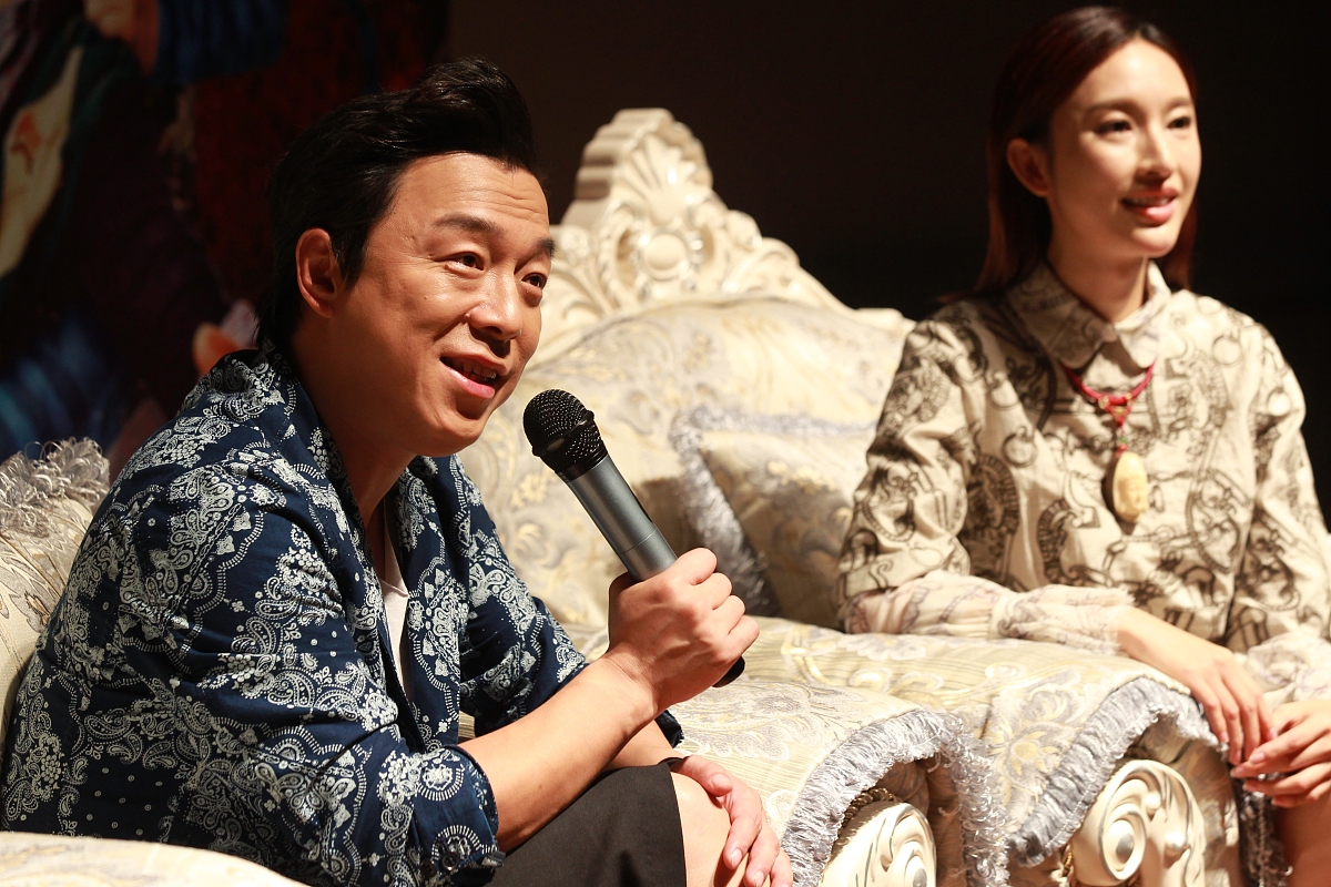 关于电影爱情中的经典台词：Im here