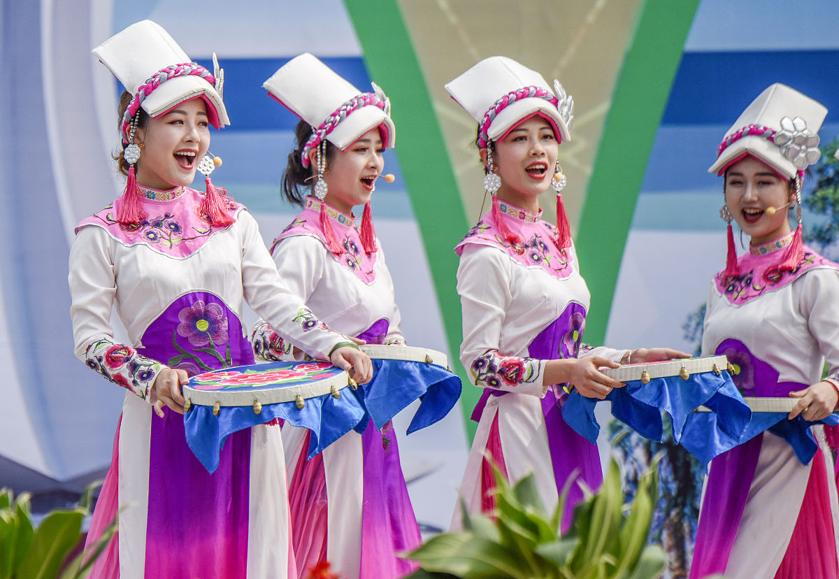 重庆市传统文化PPT制作指南 - 探索山城魅力