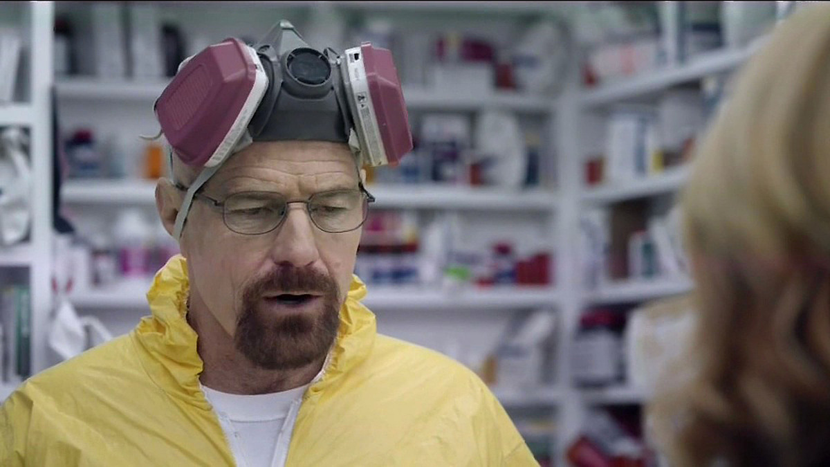 2015年2月2日讯,布莱恩·克兰斯顿(bryan cranston)拍摄"超级碗"广告.