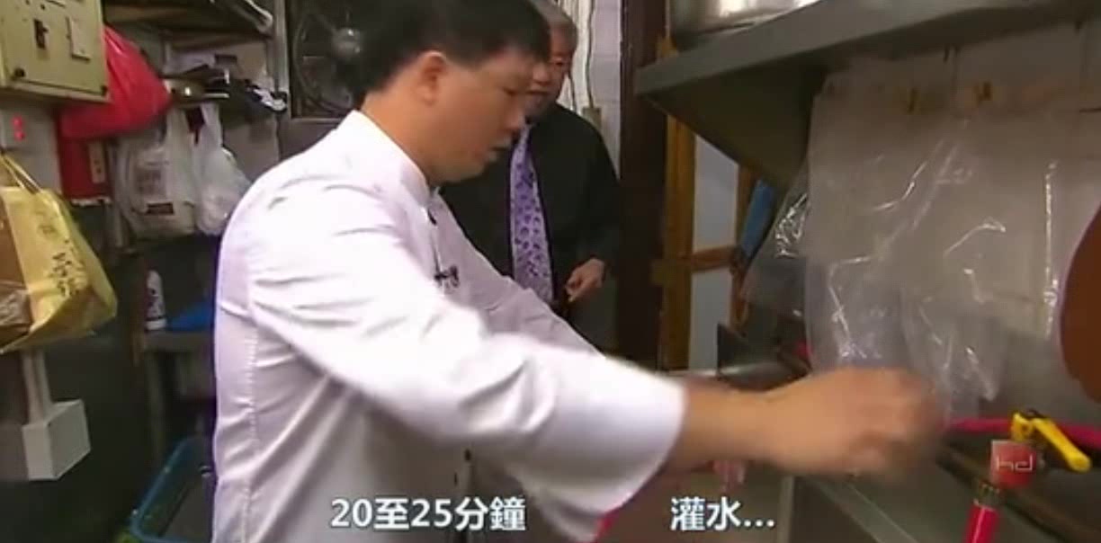 蔡澜介绍最复杂的粥,材料只有3样,过程复杂,但是营养丰富!