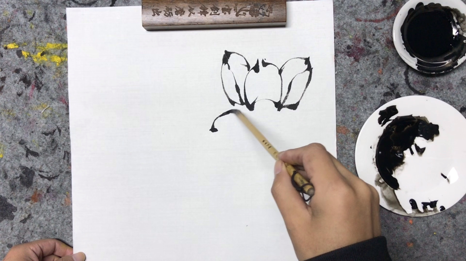 国画教程:双勾法画荷花示范讲解,看完零基础都会画
