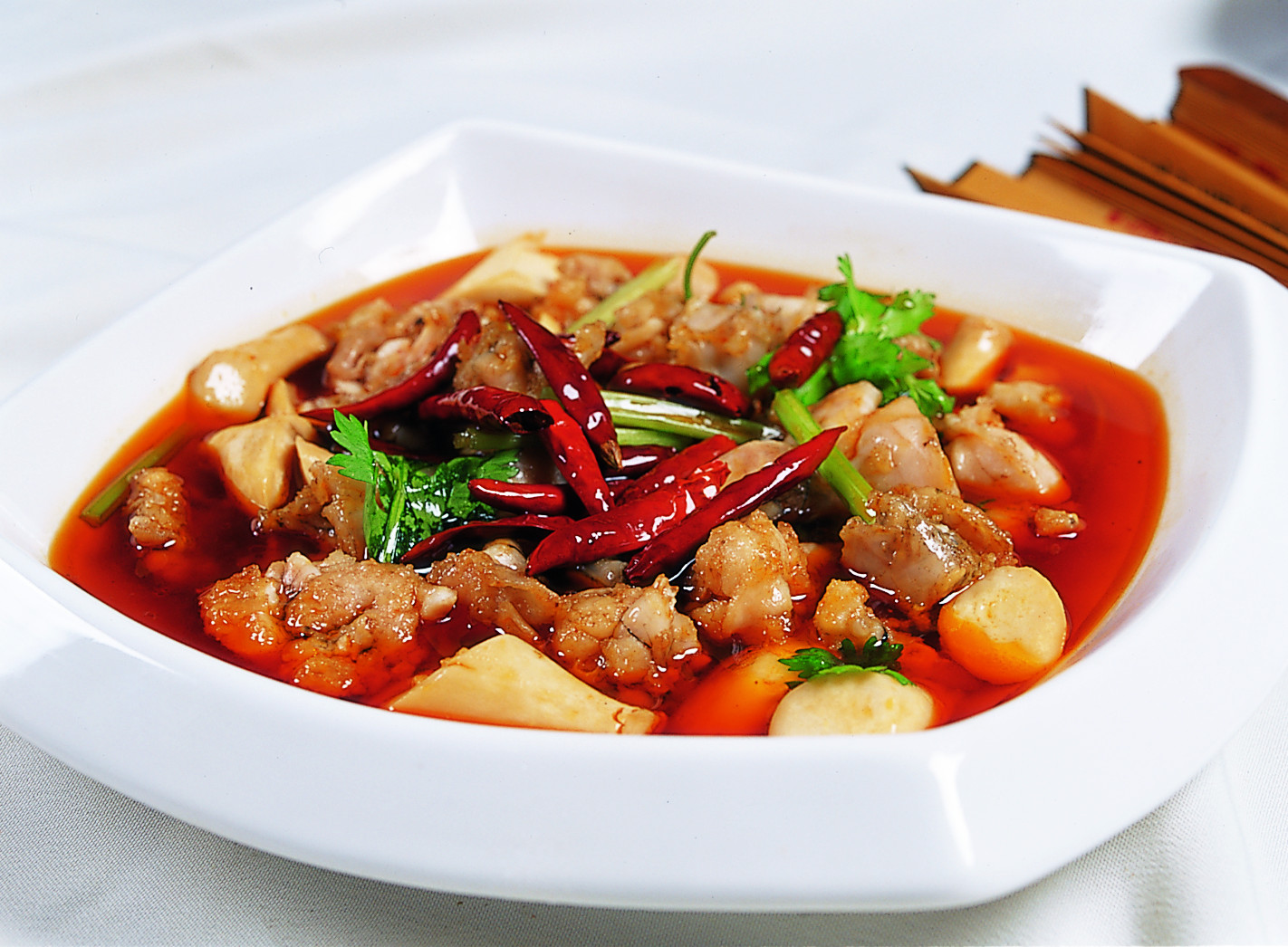 每日v佳肴六道佳肴美食:六道别有风味的广场美味美食炸酱面图片
