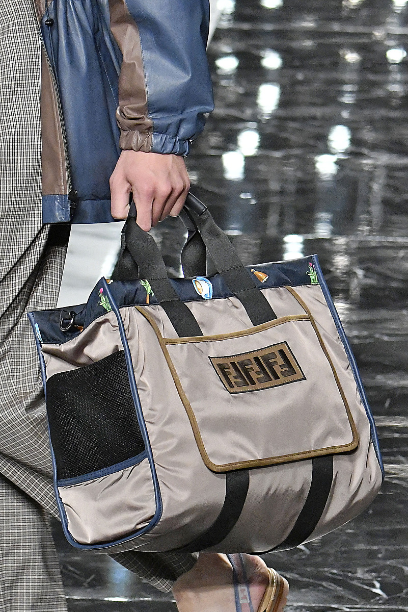 2018春夏米兰男装周:fendi  秀场细节