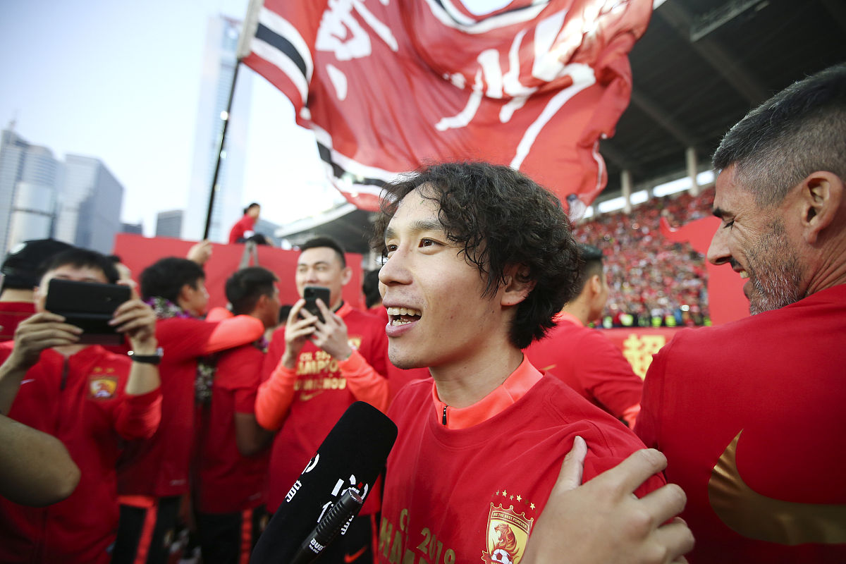 2019年12月1日,广东广州,2019中超第30轮,恒大淘宝3-0申花, 赛后恒大