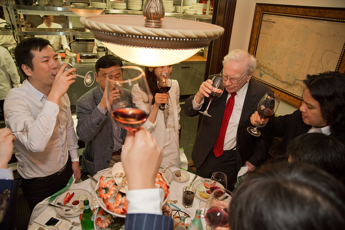 拍下巴菲特晚餐的中国人有哪些