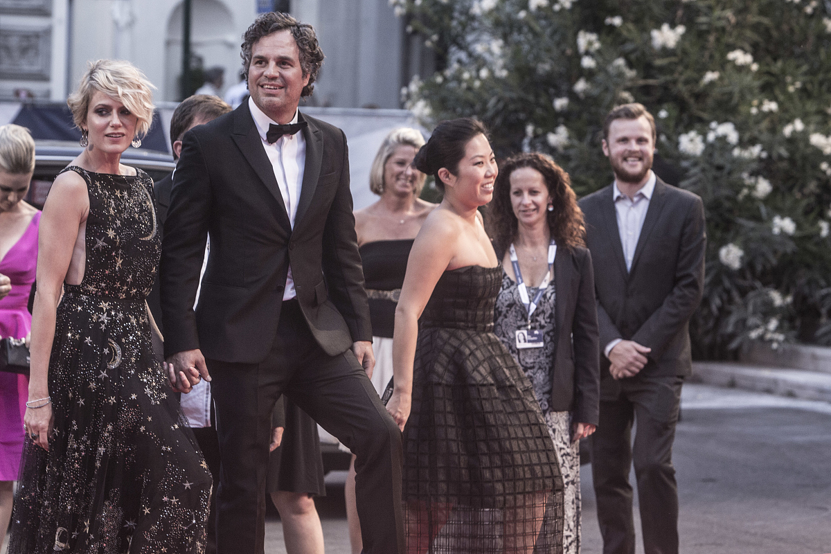 sunrise coigney and mark ruffalo attend the premiere of movie sp