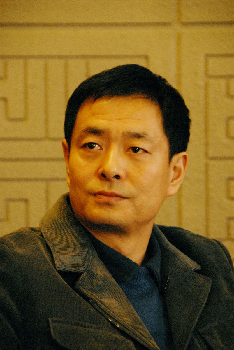 2008年 1月 3日 , 北京 , 电视剧 《 男人 底线 》 剧组 在 京 举办 
