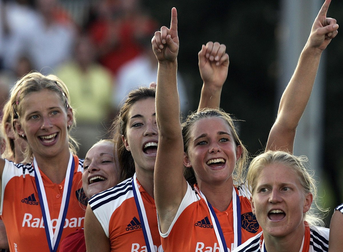 madrid, spain - october 08:  the netherlands players celebrate a
