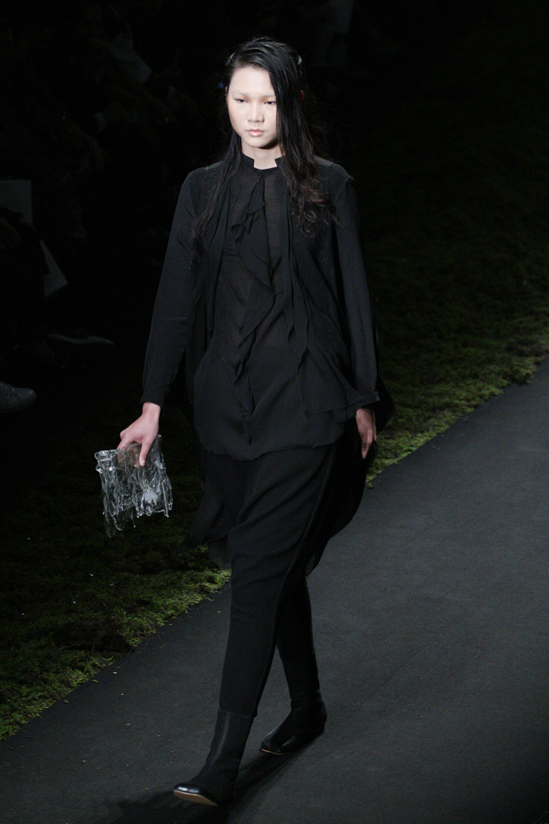 高中班会主题内容：300字以上精彩建议