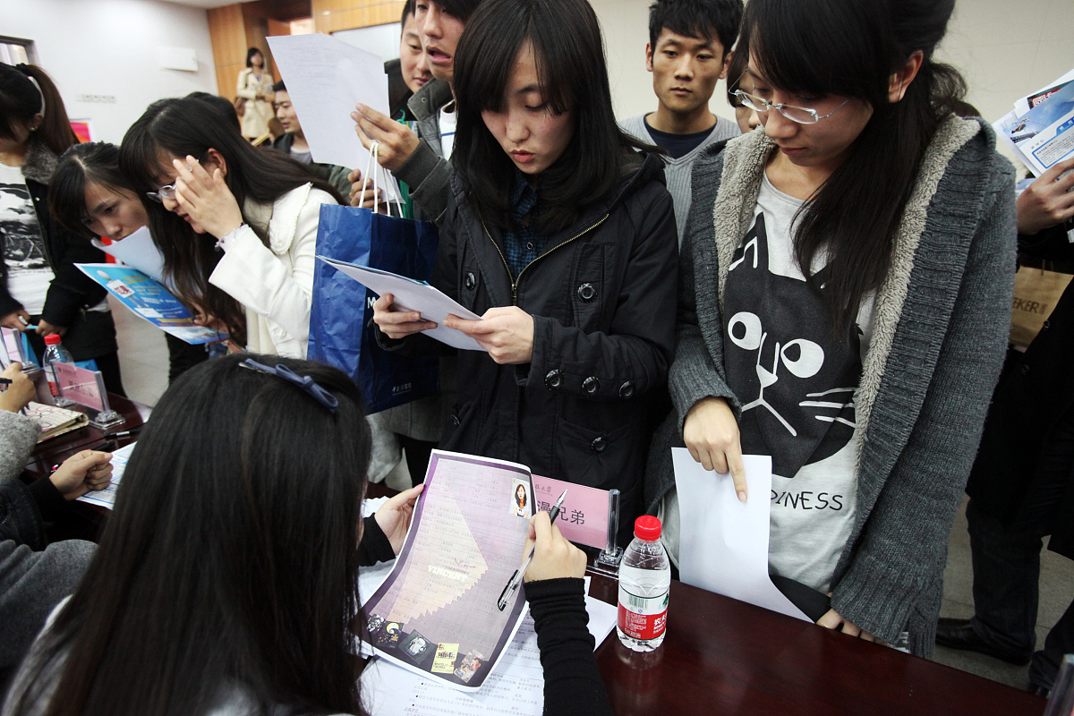 海阳二轻工业学校有无大专班？升学途径及就业前景介绍