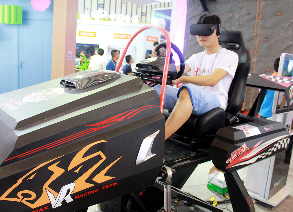 概括一下这段话：通过对数据的统计分析发现五位学龄初期儿童的均分为73分且各项数值都在较好的范围内浮动说明本次VR游戏整体设计的效果较好。大部分儿童普遍认为该游戏具有一定的趣味性在情境设计以及游戏互动等方面都较为合理在游戏的过程中能获取到一定的知识这说明情境认知视角下的VR教育游戏在儿童防性侵知识的学习方面是有一定效果的。