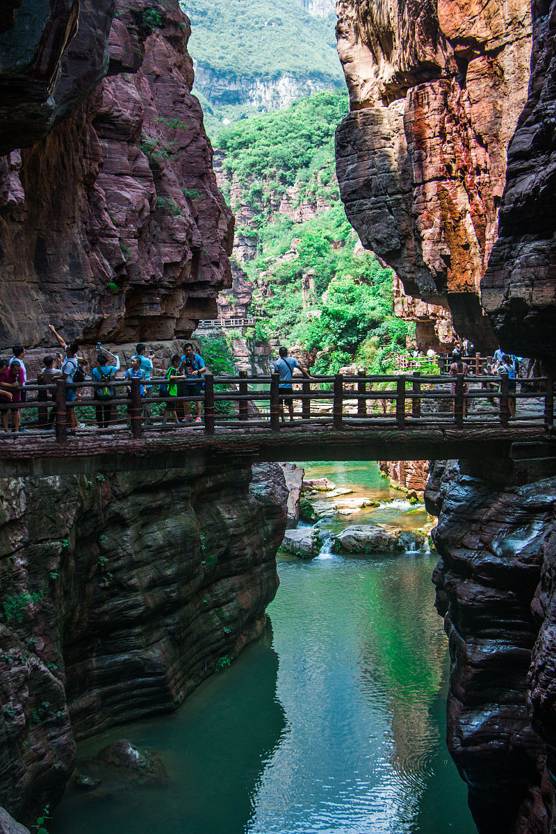 请帮我写1篇600字博客文章主题是：河南旅游景点排名前十