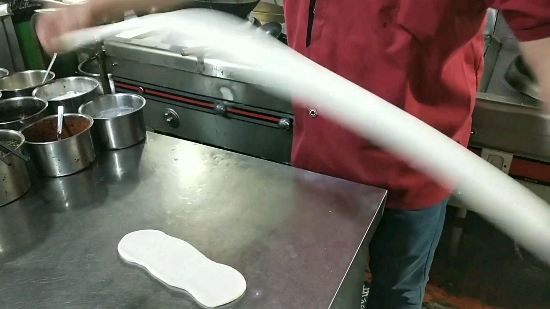 陕西地方主食烩揪面片,老陕说菜分享正宗制作方法,一顿能咥两碗
