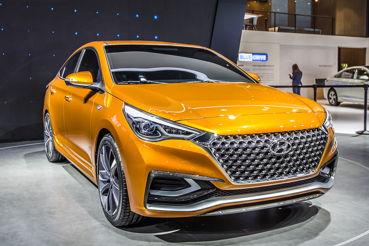 车辆功率与摩擦力：影响速度、制动和稳定性的关键因素