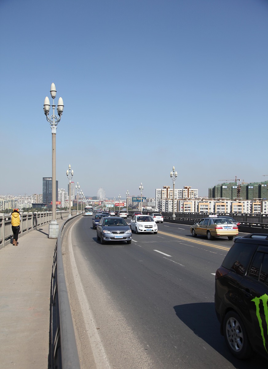 关于桥的四字短语大全 - 寓意深刻、朗朗上口