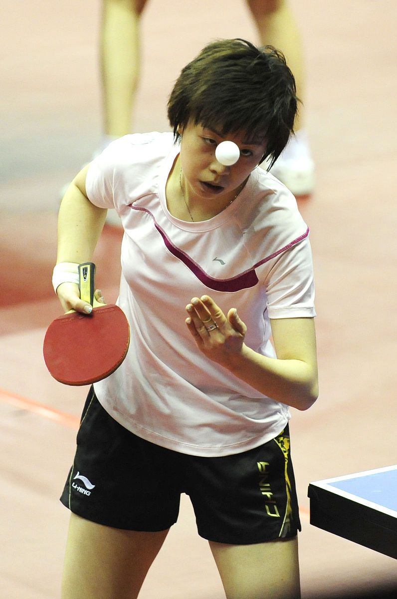 乒乓球中如何拉下旋球