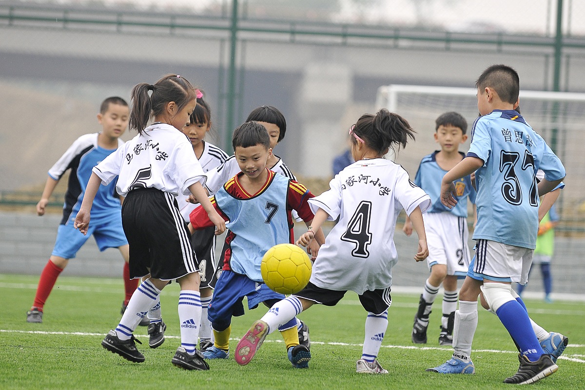重庆轻工业学校汽车销售专业招生(中专+大专) - 培养高素质汽车销售人才