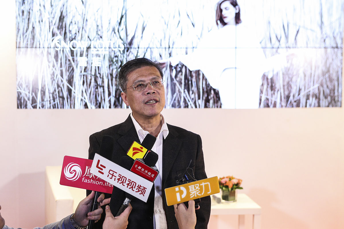 胡锡进：中国知名媒体人及评论员